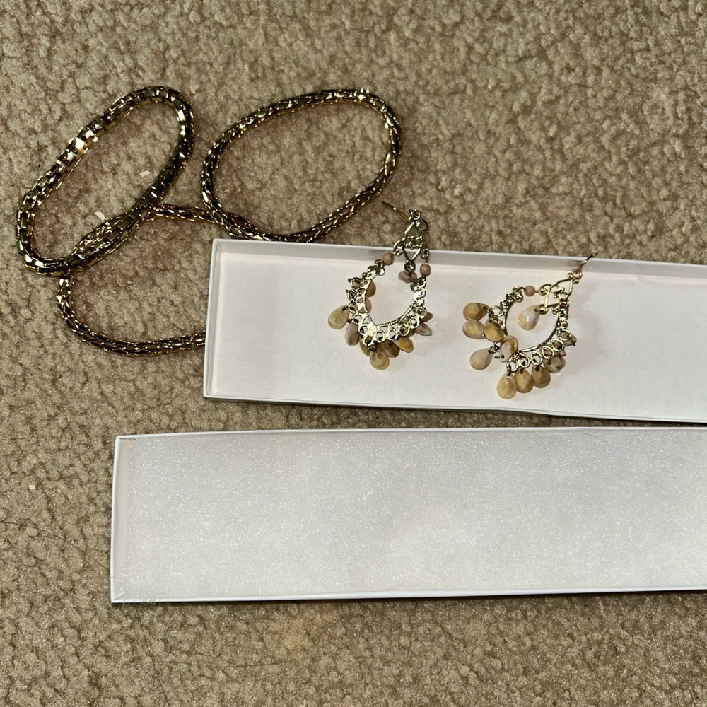 Jewelry sets